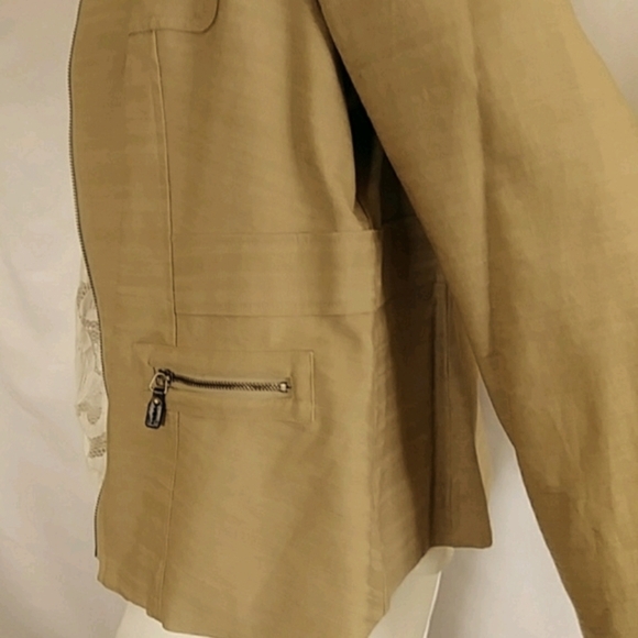 Safari Linen/Cotton Blazer by Dana Buchman - Picture 4 of 7